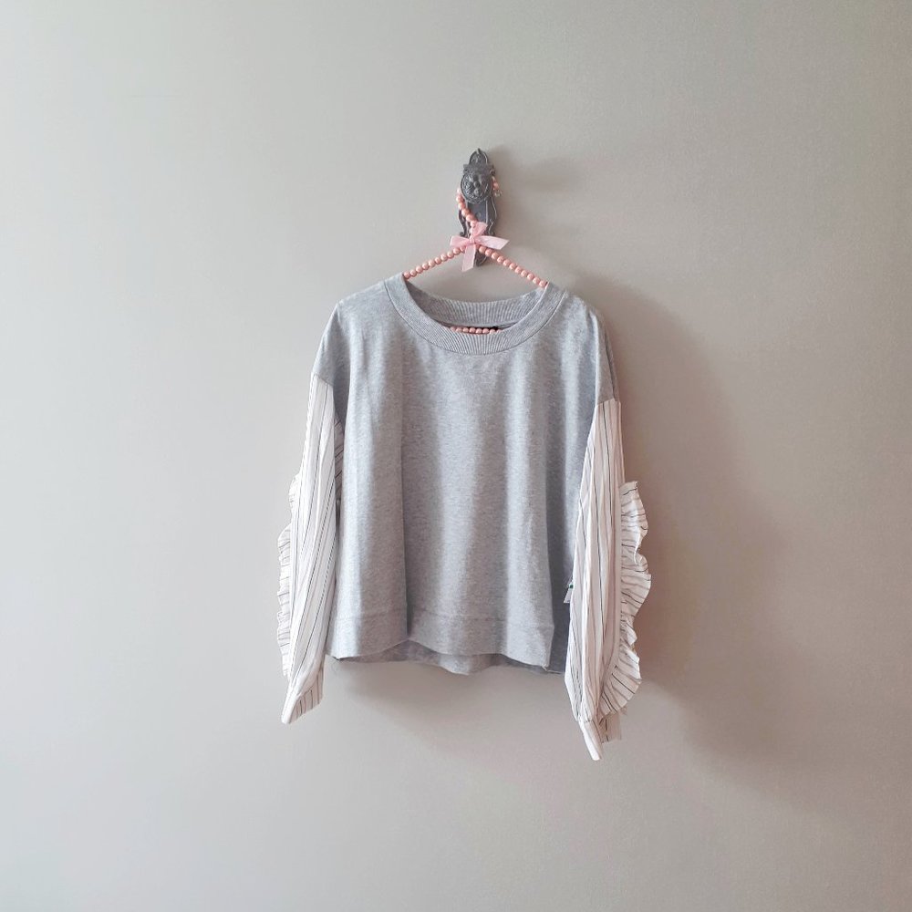 NWT 1. State grey stripe ruffle sleeve sweatshirt - Picture 3 of 5